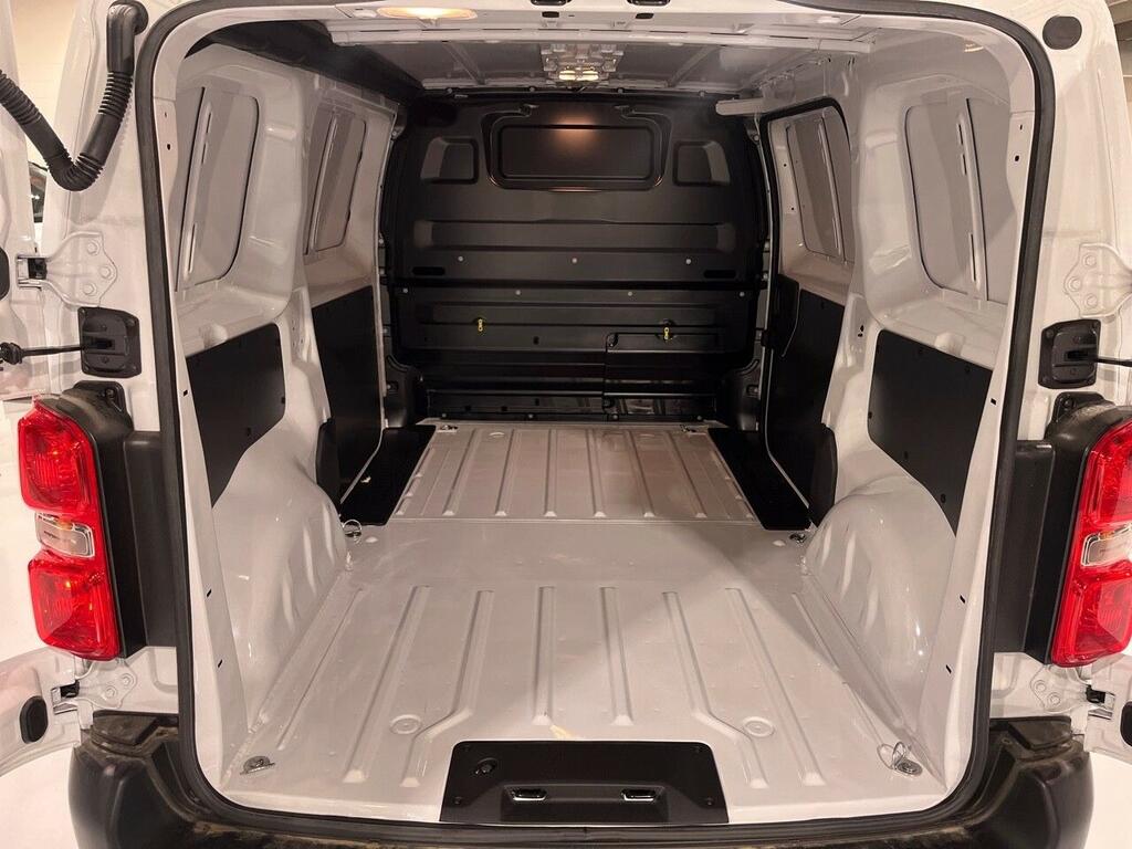 Opel Vivaro Furgón M -1.5 BlueHDi 120 S&S MT6 2023 14