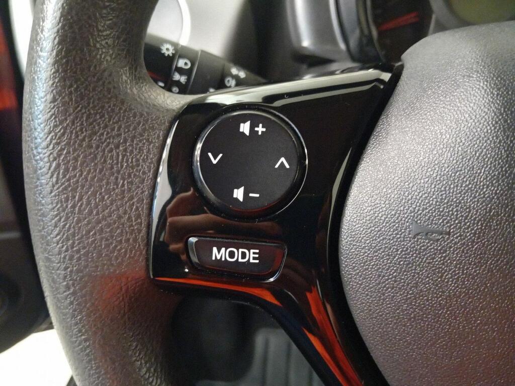 Peugeot 108 ACTIVE 1.2 PURETECH 82 CV 5P 9