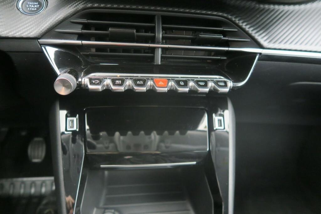 Peugeot 2008 ALLURE 1.2 PURETECH 130 CV S&S 5P 10