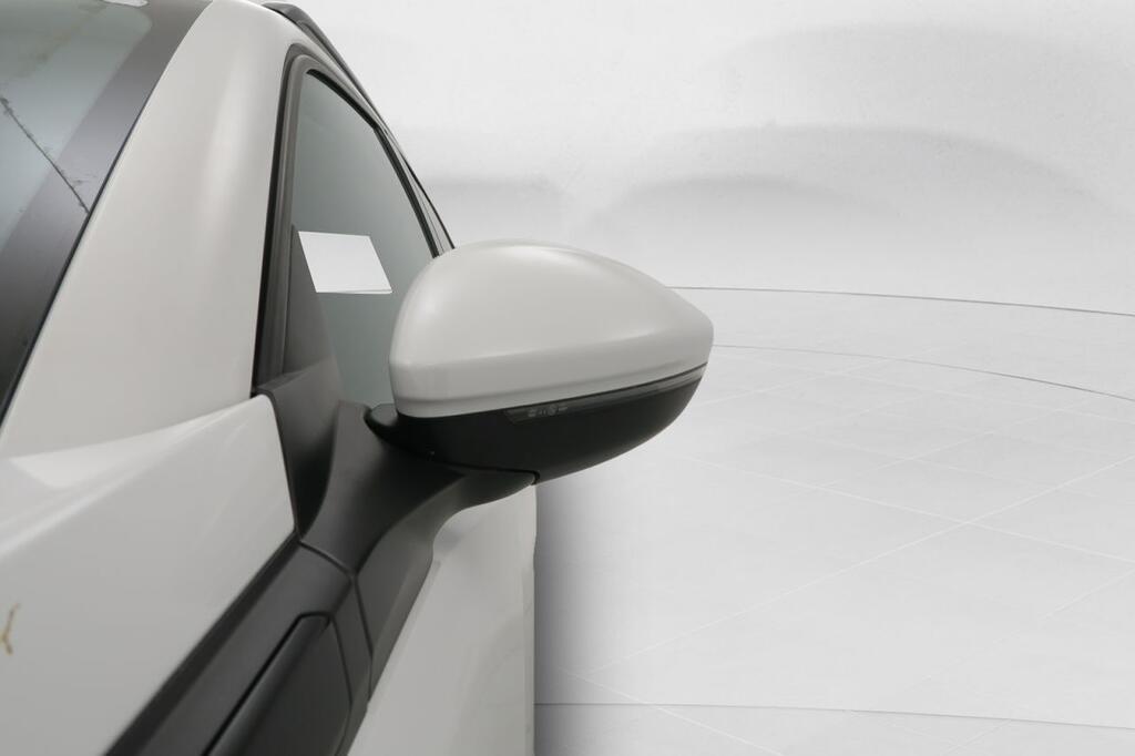 Peugeot 2008 ALLURE PACK 1.5 BLUEHDI 130 CV AUTO S&S 5P 23