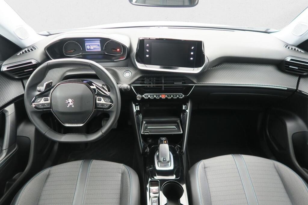 Peugeot 2008 ALLURE PACK 1.5 BLUEHDI 130 CV AUTO S&S 5P 14
