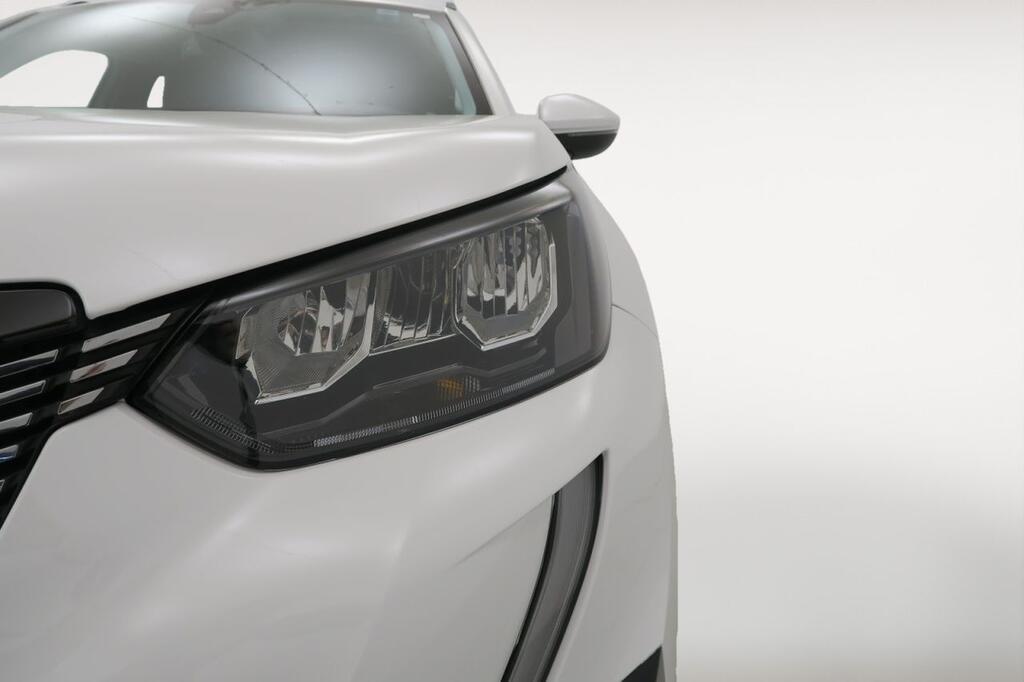 Peugeot 2008 ALLURE PACK 1.5 BLUEHDI 130 CV AUTO S&S 5P 22