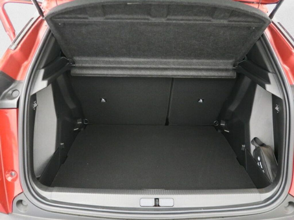 Peugeot 2008 ALLURE PACK 1.5 BLUEHDI 130CV AUTO S&S 5P 17