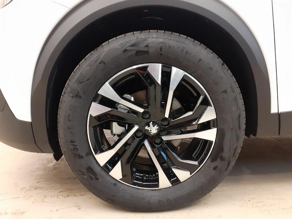 Peugeot 2008 GT 1.2 PURETECH 130CV MAN 6VEL. 5P 12