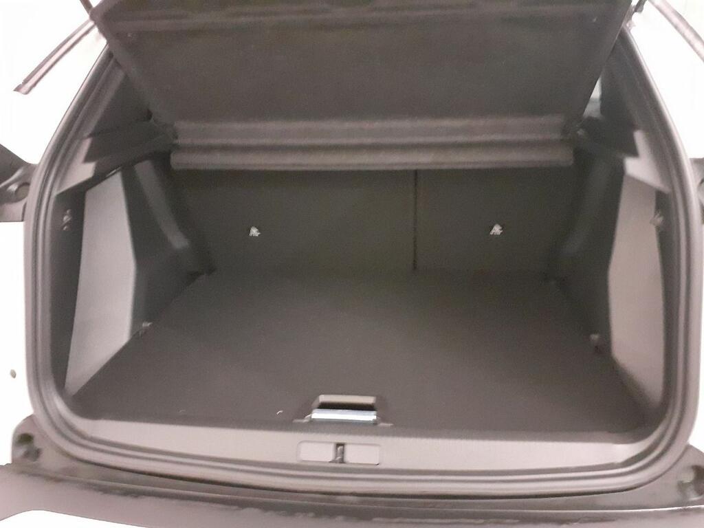 Peugeot 2008 GT 1.2 PURETECH 130CV MAN 6VEL. 5P 11