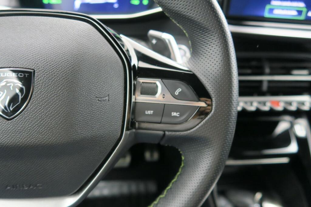 Peugeot 2008 GT 1.5 BLUEHDI 130CV S&S EAT8 5P 11