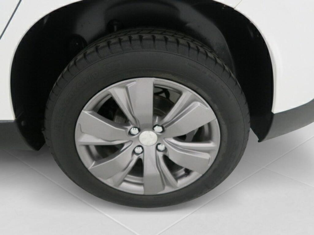 Peugeot 2008 STYLE 1.2 PURETECH 82CV 5P 24