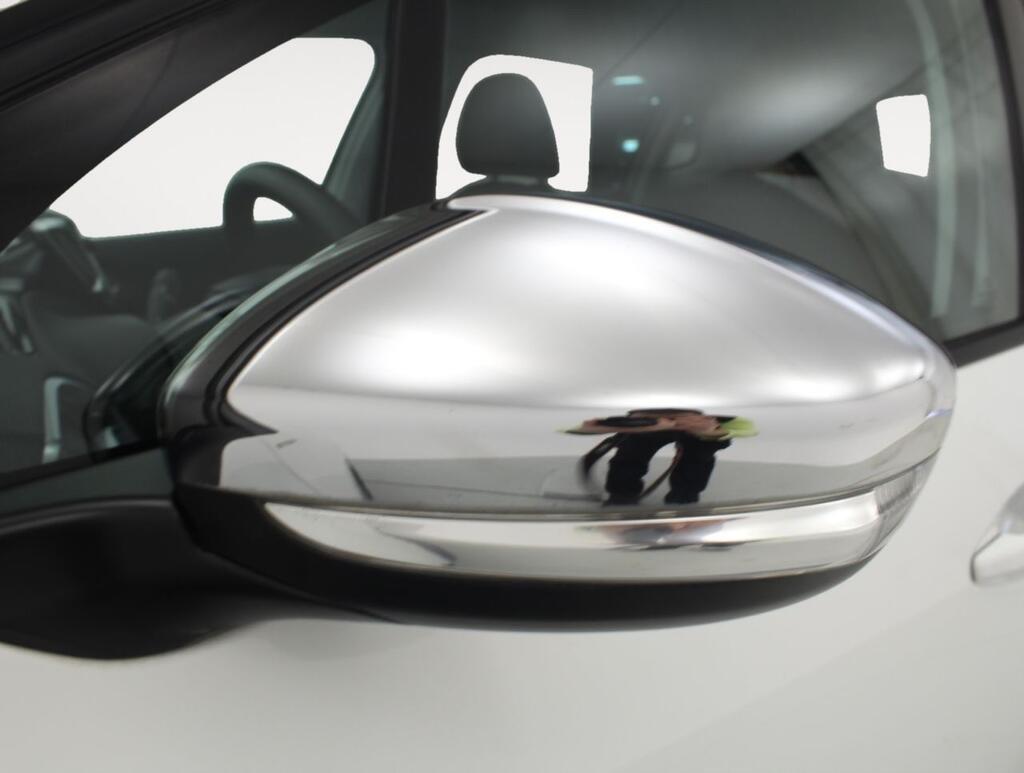 Peugeot 2008 STYLE 1.2 PURETECH 82CV 5P 23