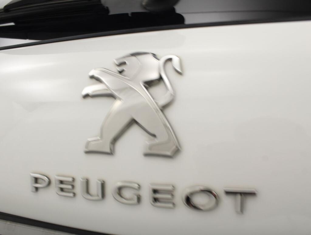 Peugeot 2008 STYLE 1.2 PURETECH 82CV 5P 20