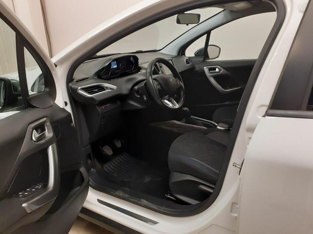 Peugeot 2008 STYLE 1.5 BLUEHDI 100 CV S&S 5P 8