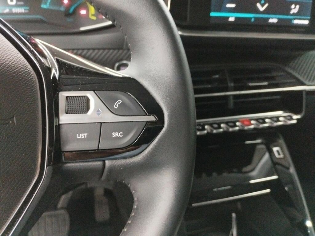 Peugeot 208 ALLURE ELECTRIQUE 136 CV 5P 9