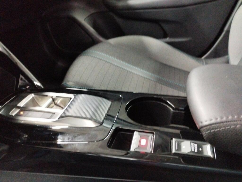 Peugeot 208 ALLURE ELECTRIQUE 136 CV 5P 12