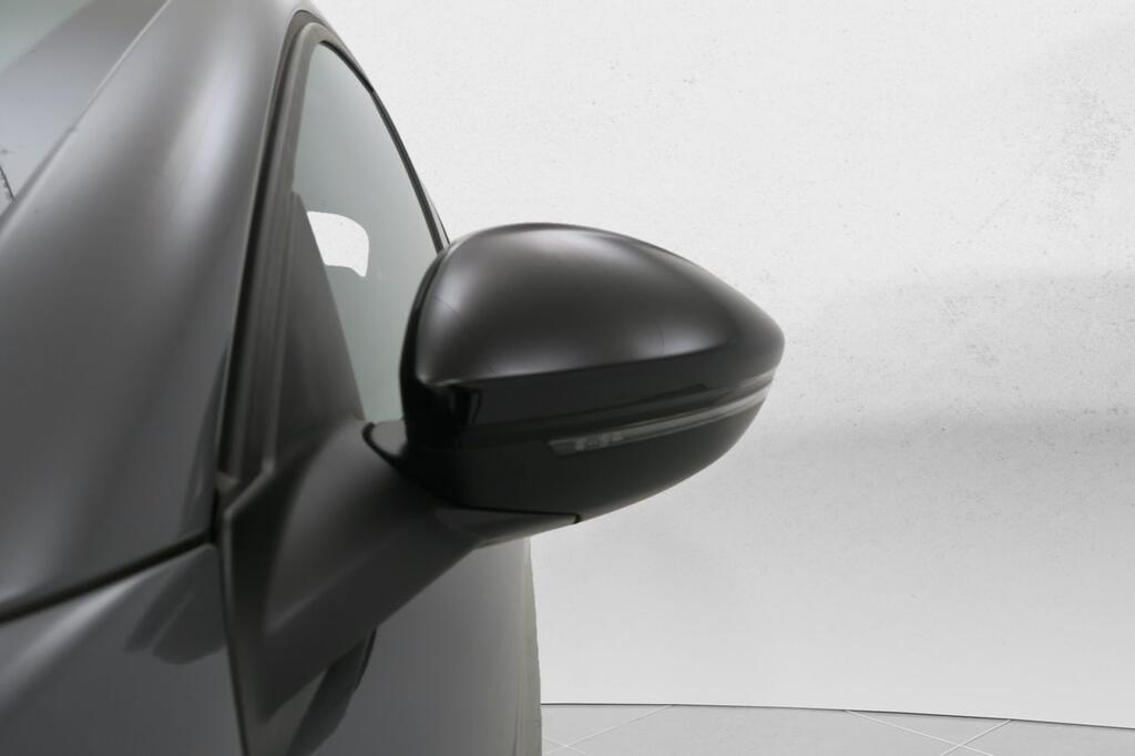 Peugeot 208 E-208 5P Allure Eléctrico 156 (115 Kw) 22