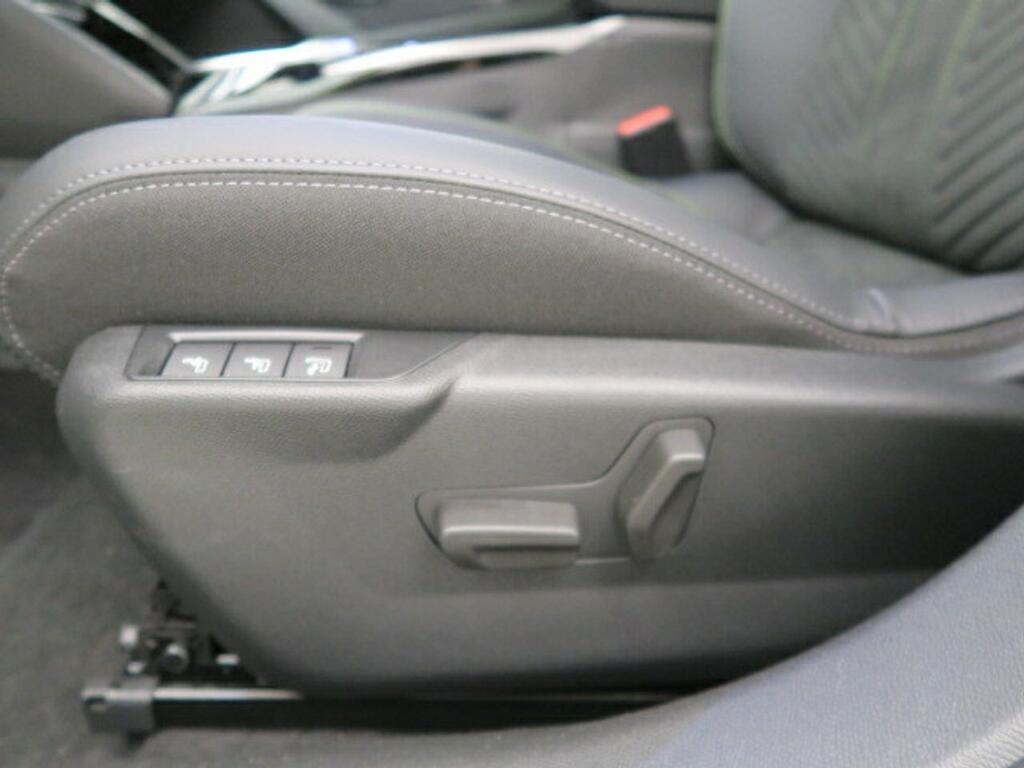 Peugeot 208 GT BEV 156CV 5P 16