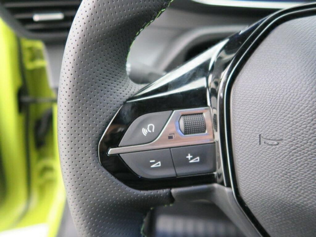 Peugeot 208 GT BEV 156CV 5P 9