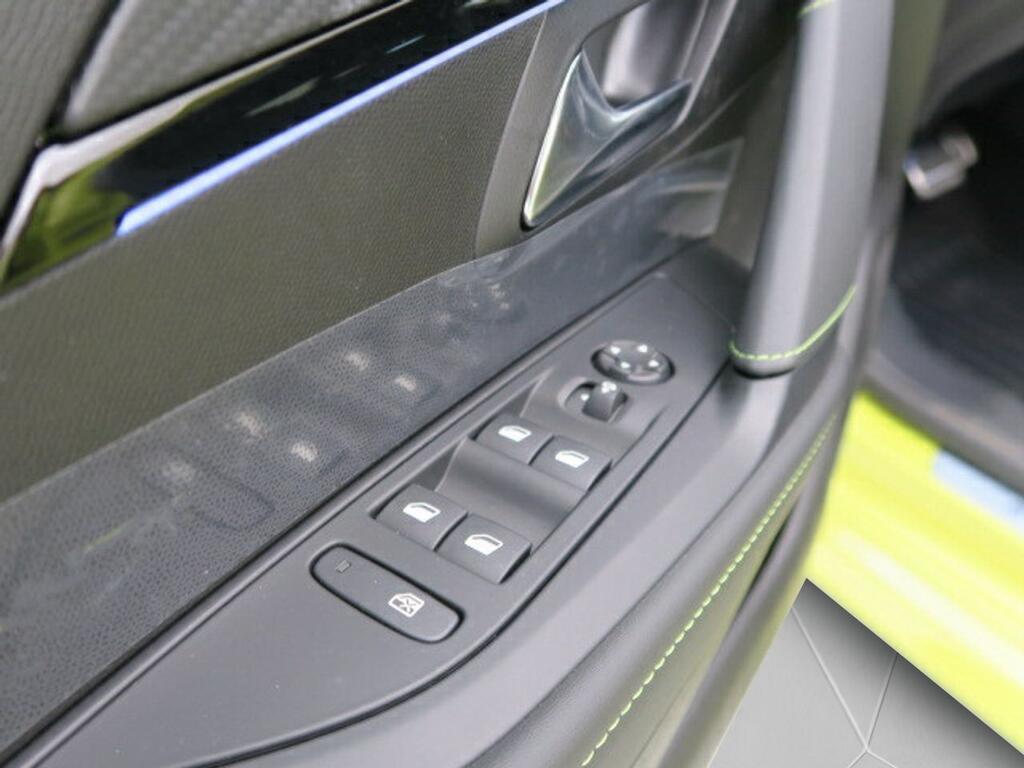 Peugeot 208 GT BEV 156CV 5P 8