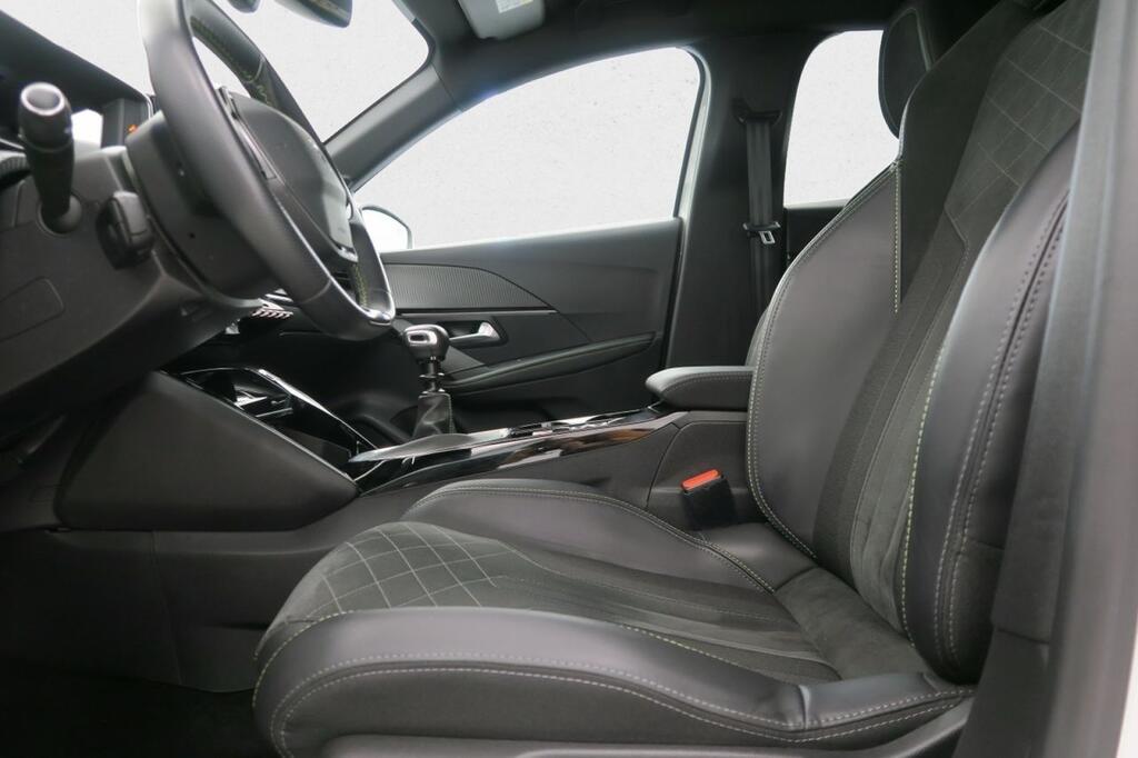Peugeot 208 GT PACK 1.2 PURETECH 100CV S&S 6 VEL MAN 6