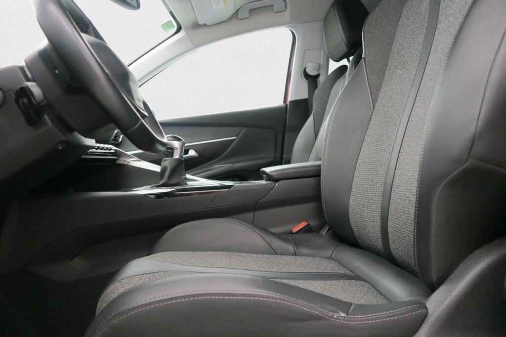 Peugeot 3008 ALLURE 1.2 PURETECH 130 CV S&S 5P 16