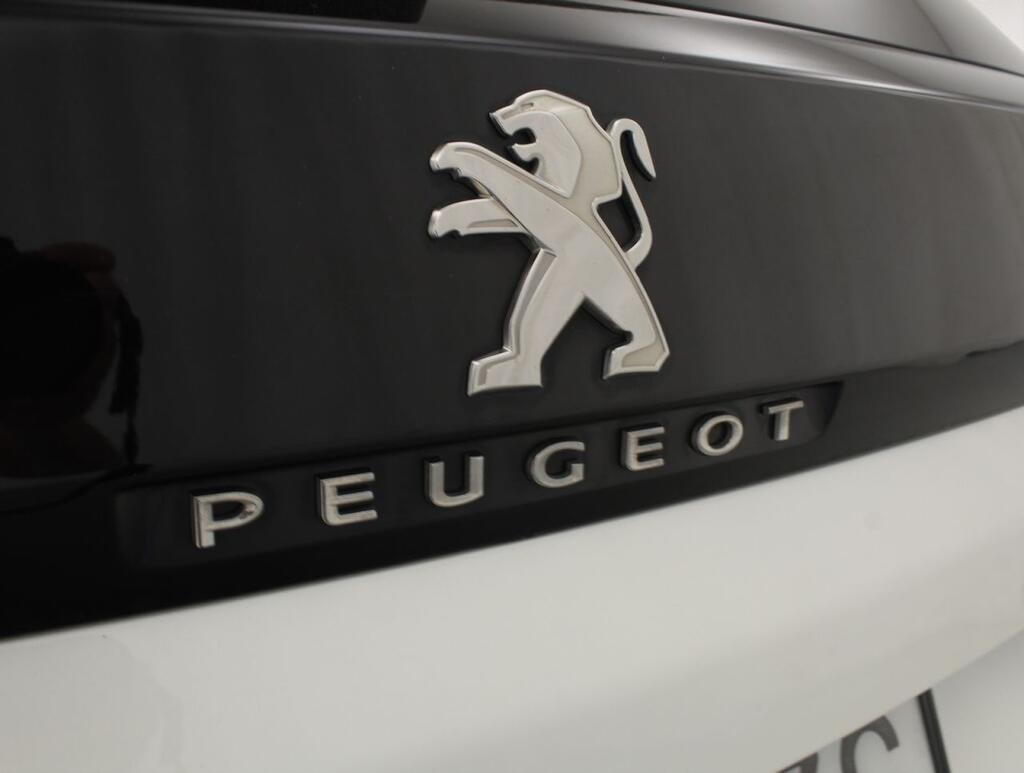 Peugeot 3008 ALLURE 1.2 PURETECH 130 CV S&S 6 VEL MAN 5P 17