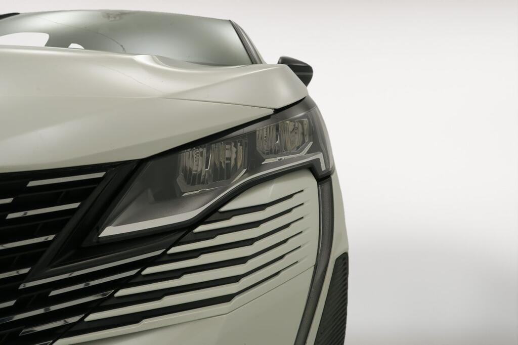 Peugeot 3008 ALLURE PACK 1.2 PURETECH 130CV MAN 19