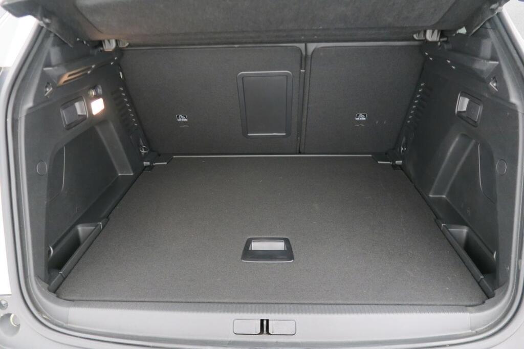 Peugeot 3008 ALLURE PACK 1.2 PURETECH 130CV MAN 17