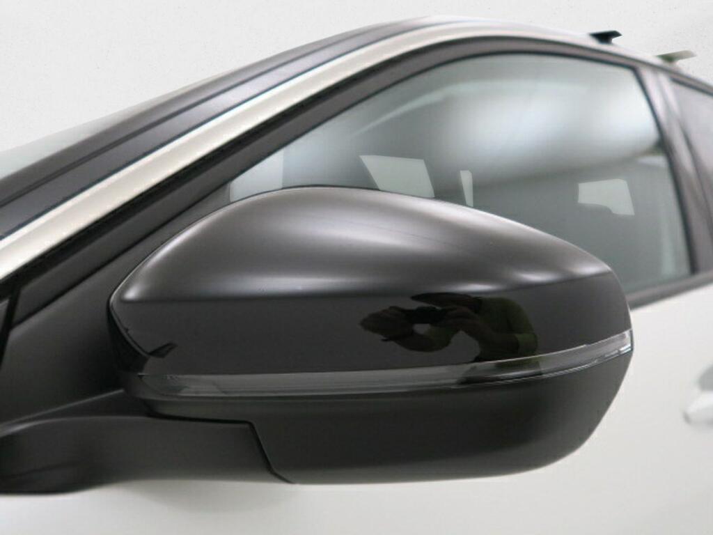 Peugeot 3008 ALLURE PACK 1.2 PURETECH 130CV MAN 23