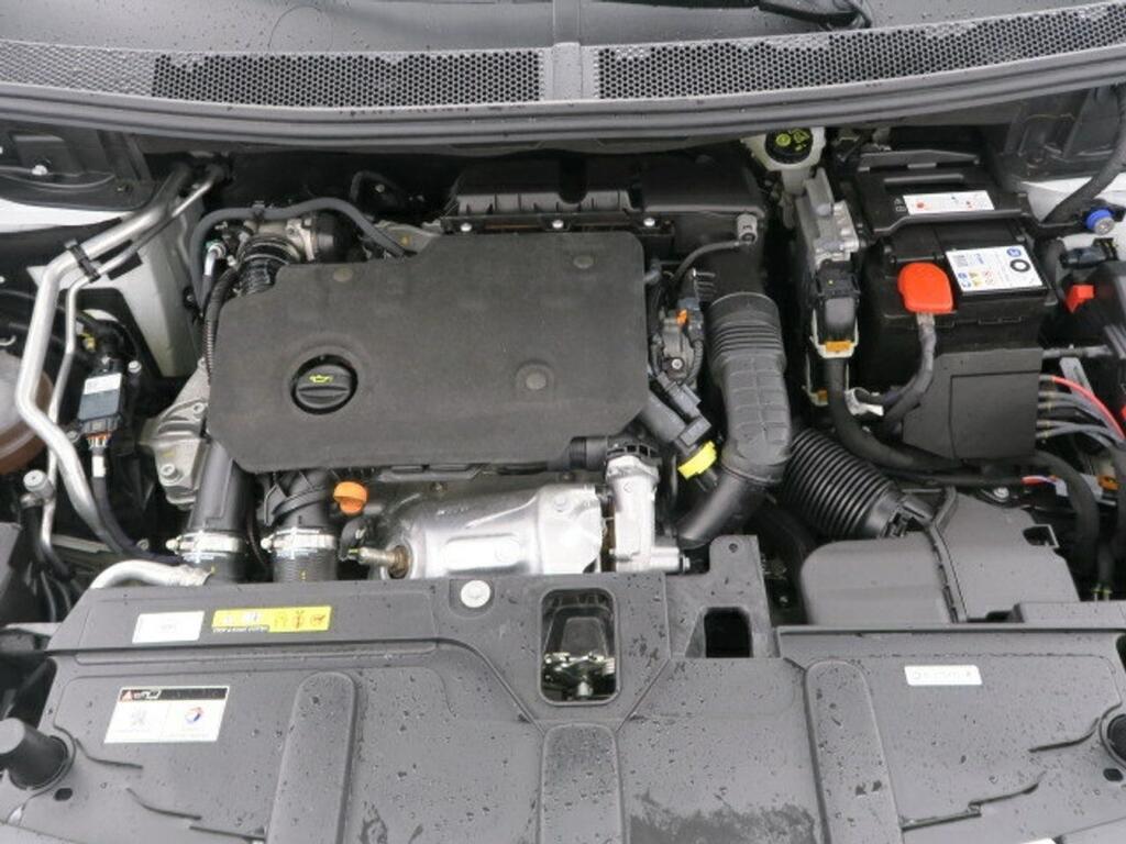 Peugeot 3008 ALLURE PACK 1.2 PURETECH 130CV S&S 5P EAT8 18