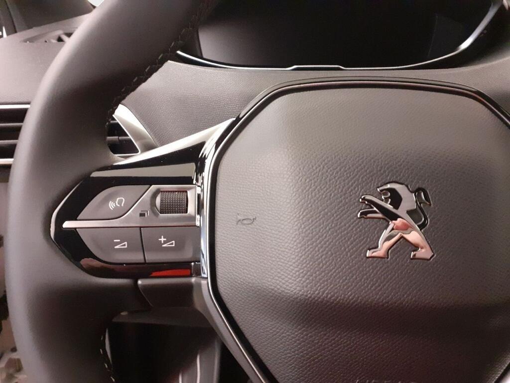 Peugeot 3008 ALLURE PACK 1.2 PURETECH 130CV S&S 6VEL. MAN 8