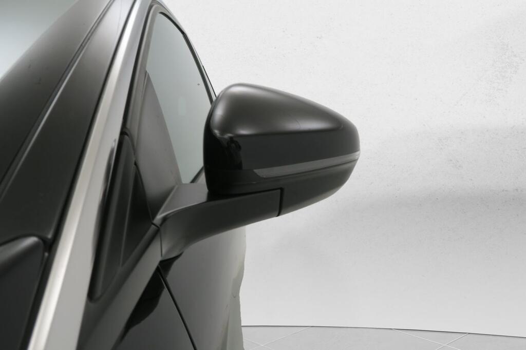 Peugeot 3008 ALLURE PACK 1.5 BLUEHDI 130 CV S&S EAT8 18