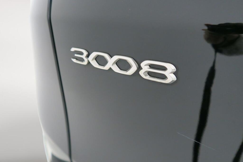 Peugeot 3008 ALLURE PACK 1.5 BLUEHDI 130 CV S&S EAT8 15