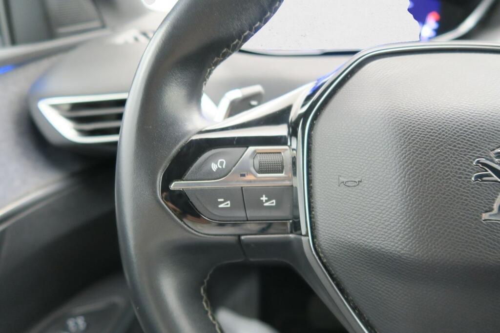 Peugeot 3008 ALLURE PACK 1.5 BLUEHDI 130 CV S&S EAT8 10