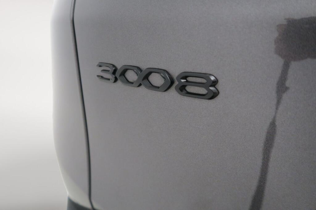 Peugeot 3008 GT 1.2 PURETECH 130 CV S&S AUTO 5P 21