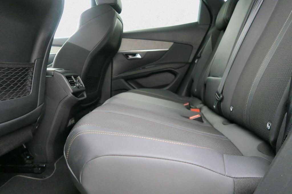 Peugeot 3008 GT 1.2 PURETECH 130 CV S&S AUTO 5P 18