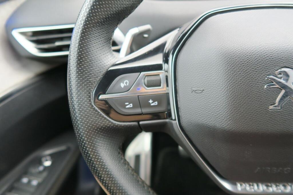 Peugeot 3008 GT 1.2 PURETECH 130 CV S&S AUTO 5P 12