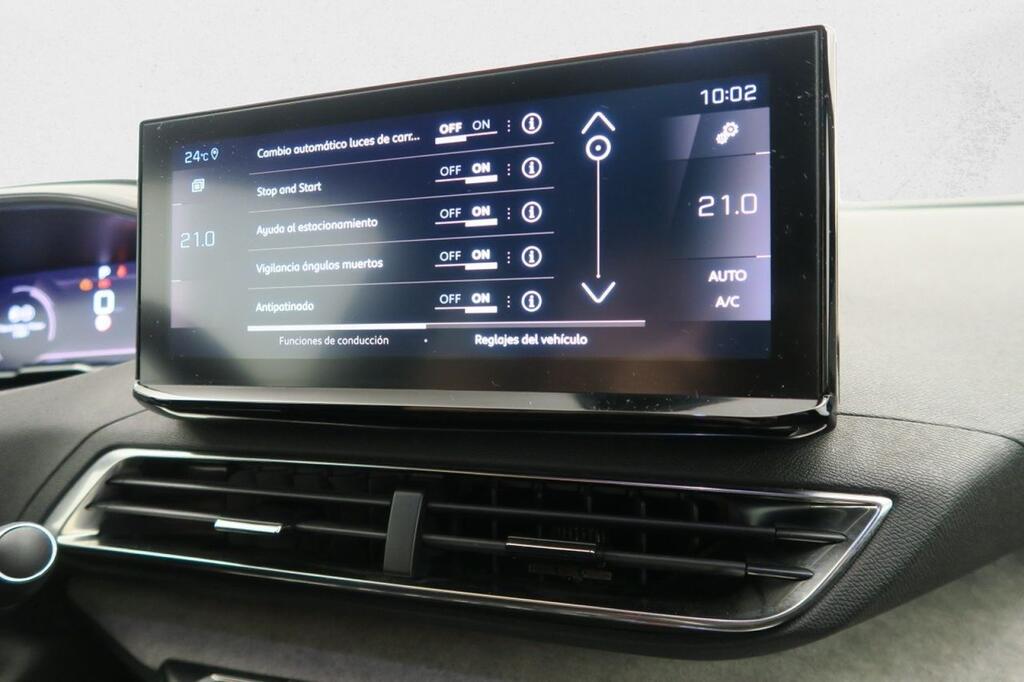 Peugeot 3008 GT 1.5 BLUEHDI 130 CV AUTO S&S 5P 8