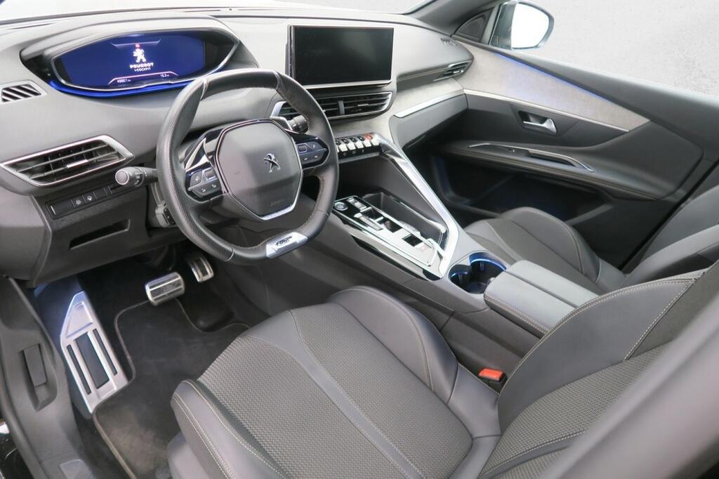 Peugeot 3008 GT 1.5 BLUEHDI 130 CV AUTO S&S 5P 7