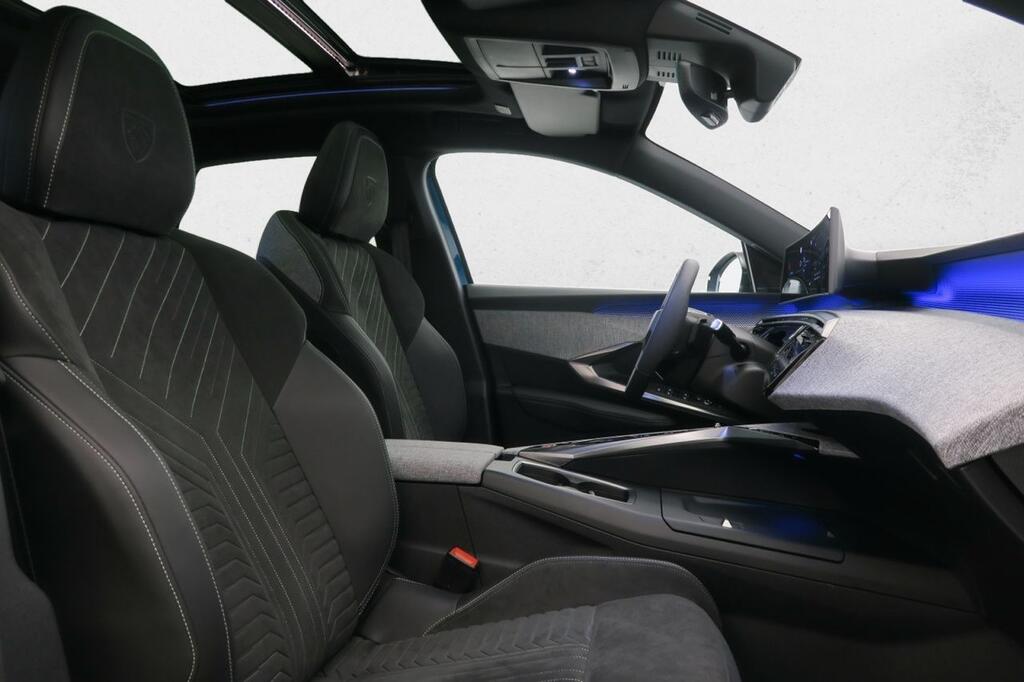 Peugeot 3008 GT ELECTRICO BEV 214CV 157KW 5P 13