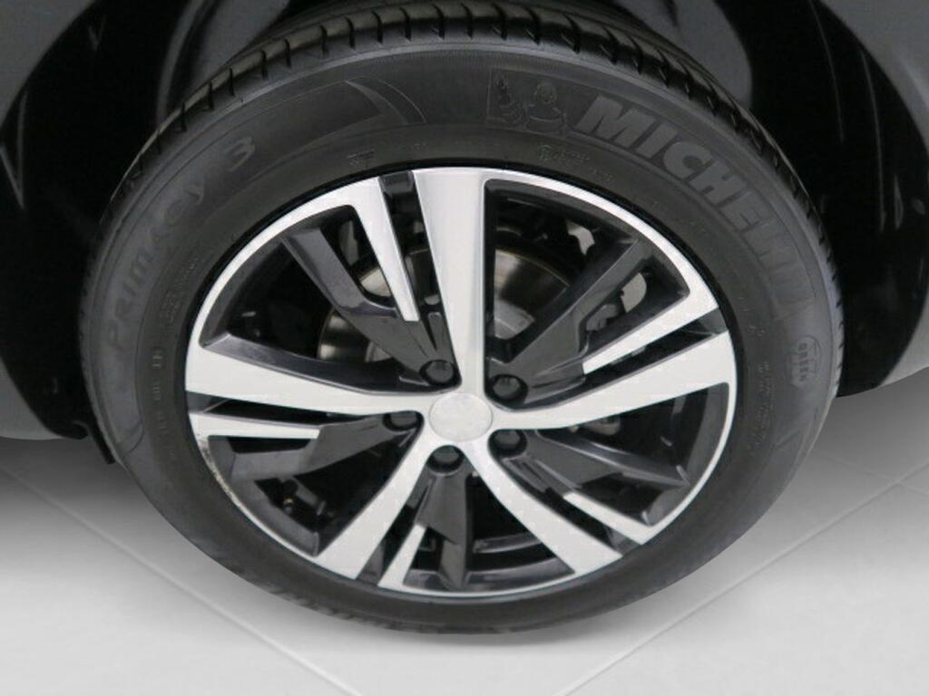 Peugeot 3008 GT LINE 1.2 PURETECH 130CV S&S AUTO 5P 25
