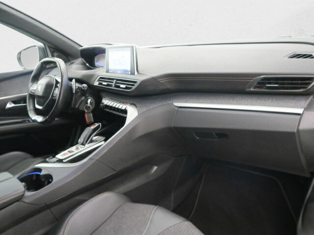Peugeot 3008 GT LINE 1.2 PURETECH 130CV S&S AUTO 5P 17
