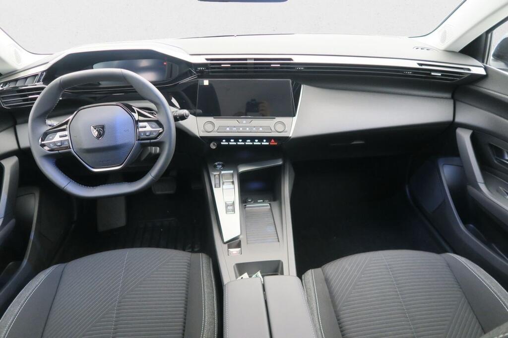 Peugeot 308 5p Active Pack PLUG-IN HYBRID 180 e-EAT8 12