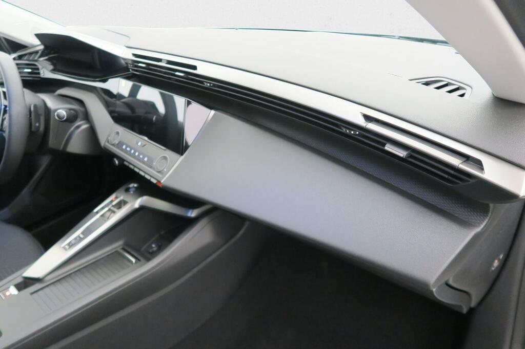 Peugeot 308 5p Active Pack PLUG-IN HYBRID 180 e-EAT8 13