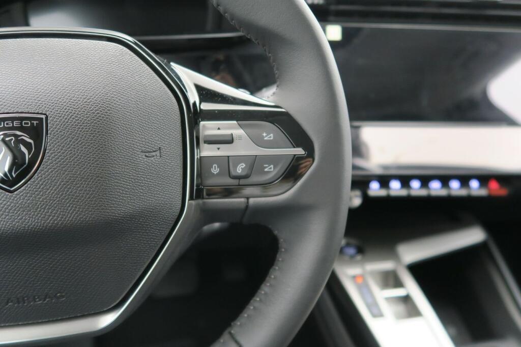 Peugeot 308 5p Allure PLUG-IN HYBRID 180 e-EAT8 13