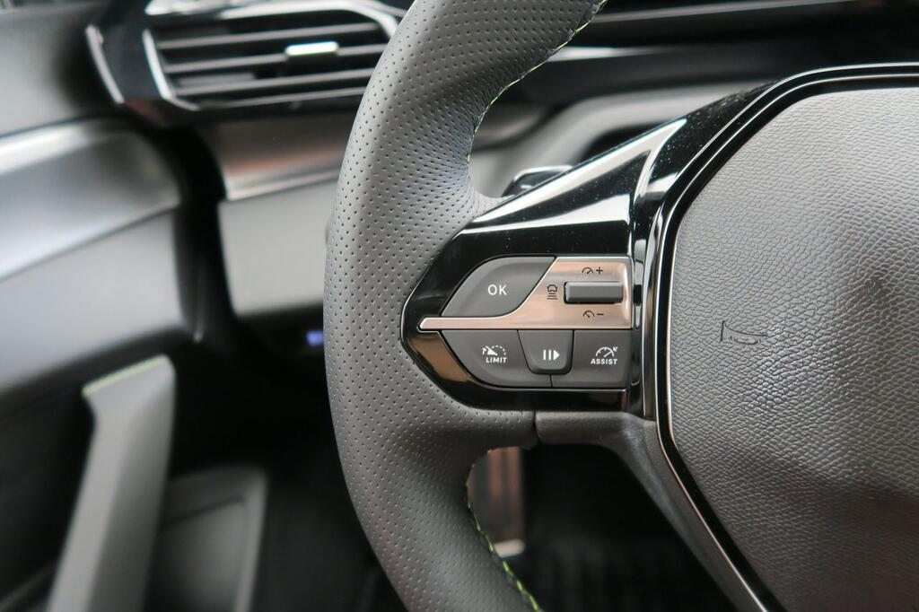 Peugeot 308 5p GT PLUG-IN HYBRID 225 e-EAT8 7