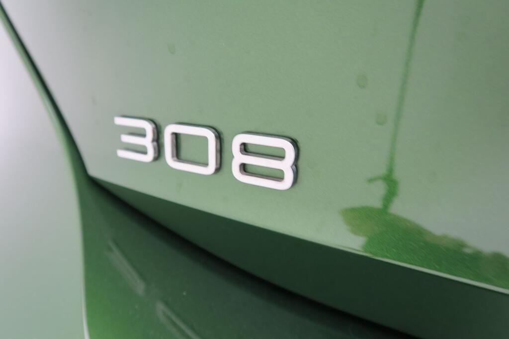 Peugeot 308 5p GT PLUG-IN HYBRID 225 e-EAT8 18