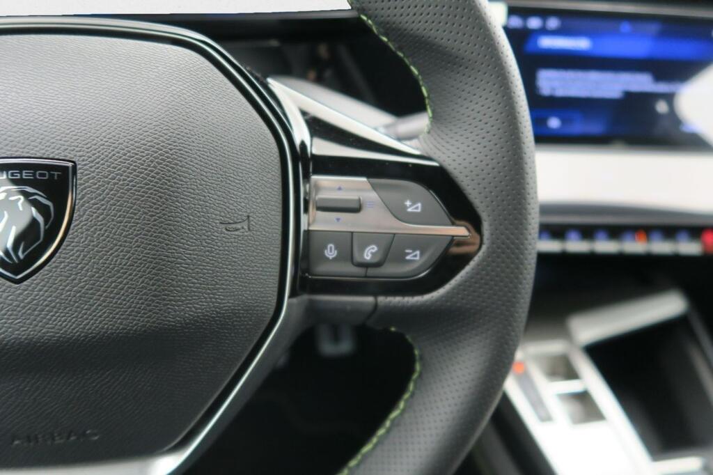 Peugeot 308 E-308 5p GT Eléctrico 156 (115 Kw) 10