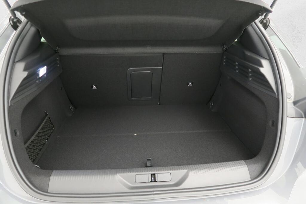Peugeot 308 E-308 5p GT Eléctrico 156 (115 Kw) 16