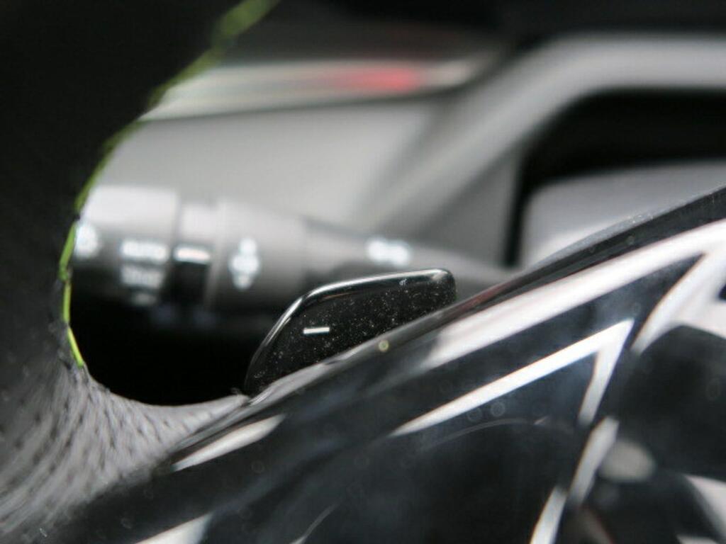 Peugeot 308 GT 1.6 PHEV 180CV EAT8 5P 13