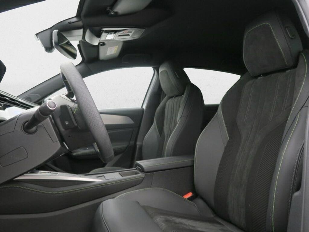 Peugeot 308 GT 1.6 PLUG-IN HYBRID 180CV 5P EAT8 18