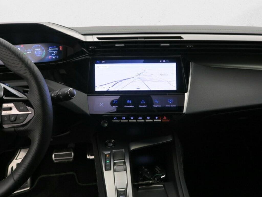 Peugeot 308 GT 1.6 PLUG-IN HYBRID 180CV 5P EAT8 14