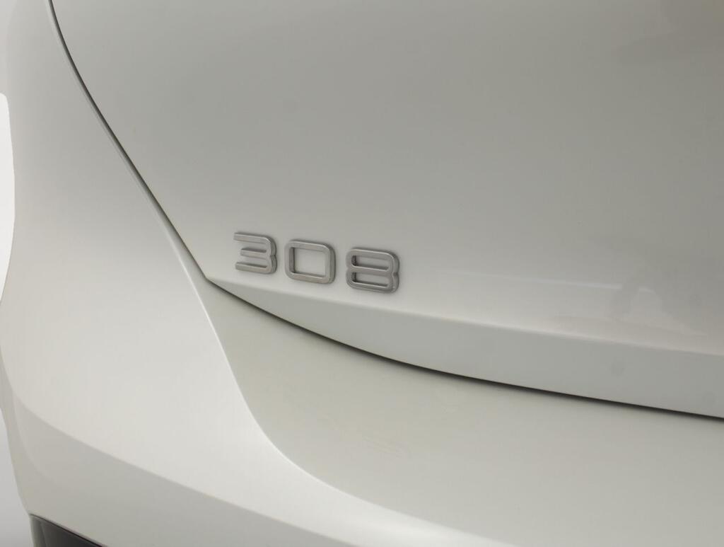 Peugeot 308 GT 1.6 PLUG-IN HYBRID 180CV 5P EAT8 22